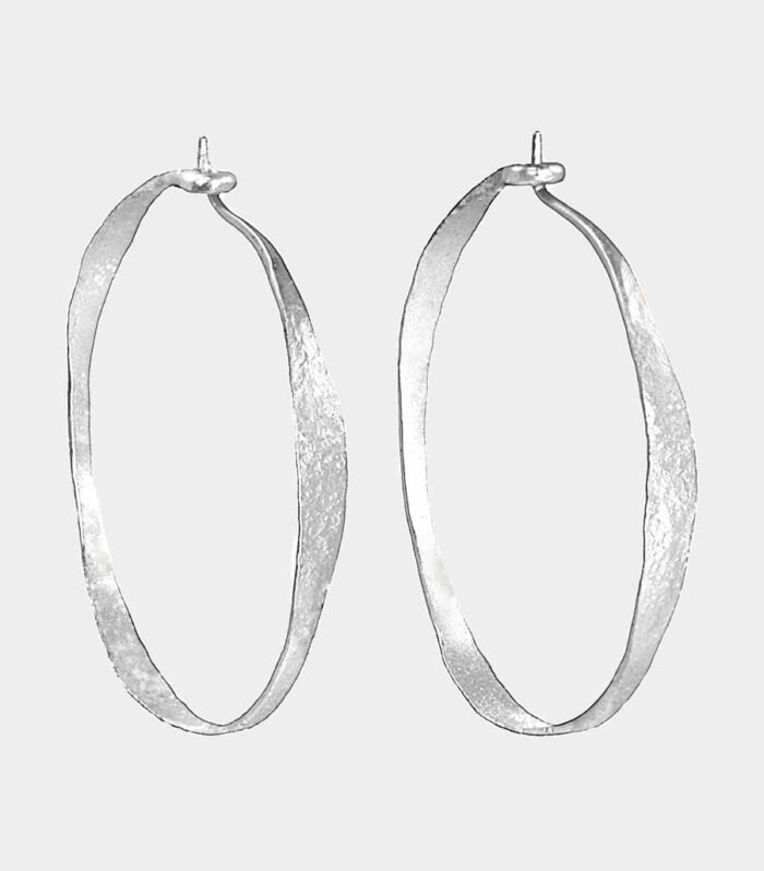 Clara da Silva - store hamrede kreoler i sølv