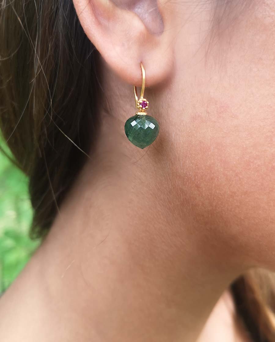 Edmonia Lewis - øreringe med rubiner og løgformede aventuriner - pic. 1