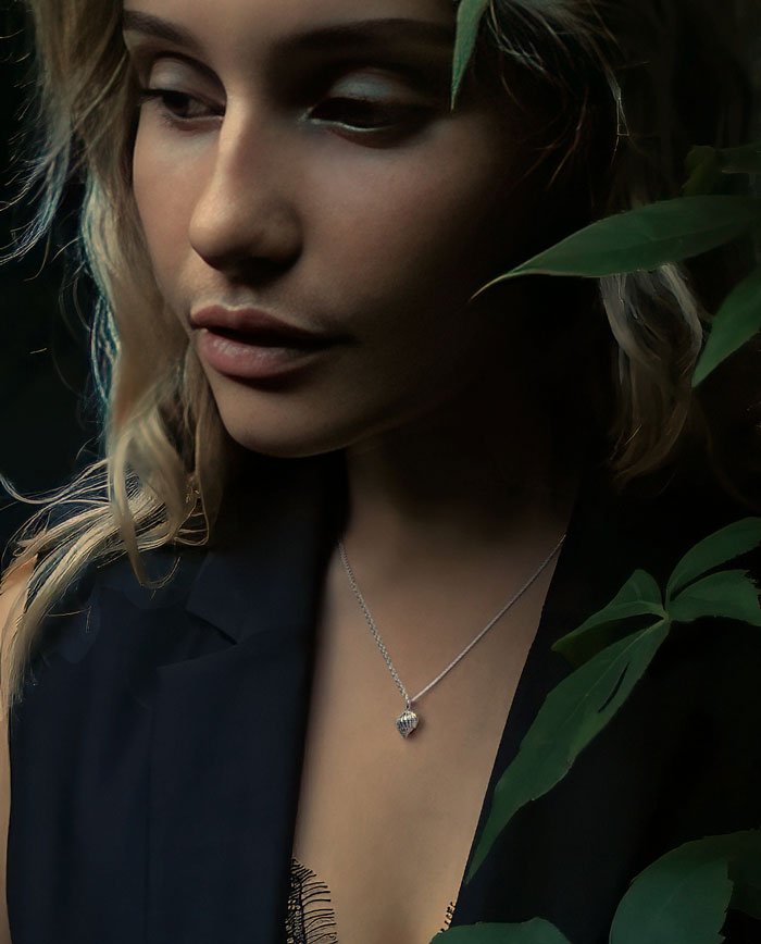 necklace with silver conch